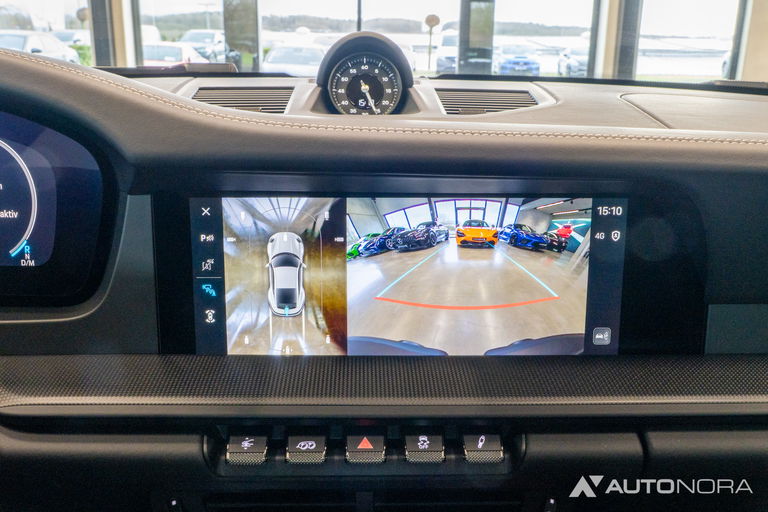 Porsche 992.2 Carrera 4 GTS