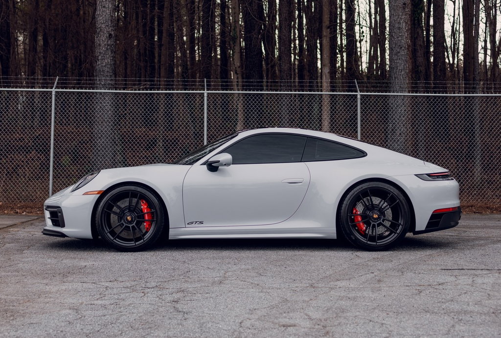 Porsche 992 Carrera GTS