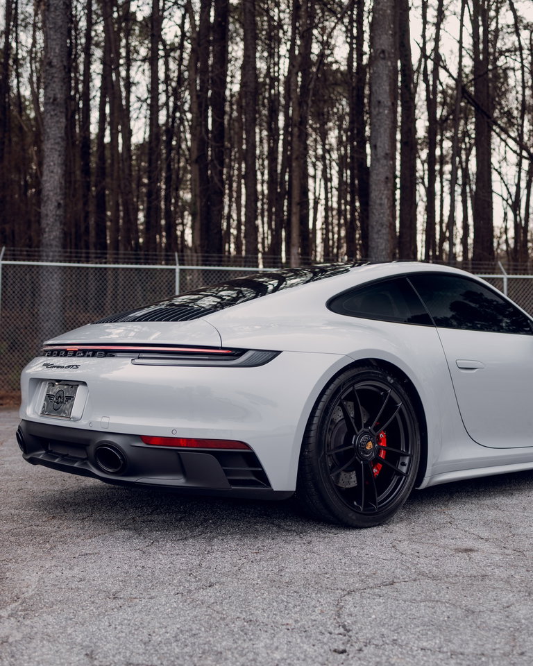 Porsche 992 Carrera GTS