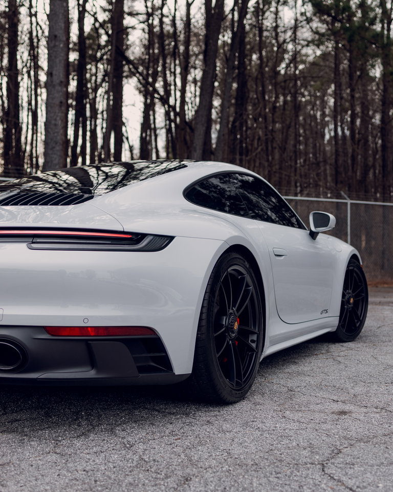 Porsche 992 Carrera GTS
