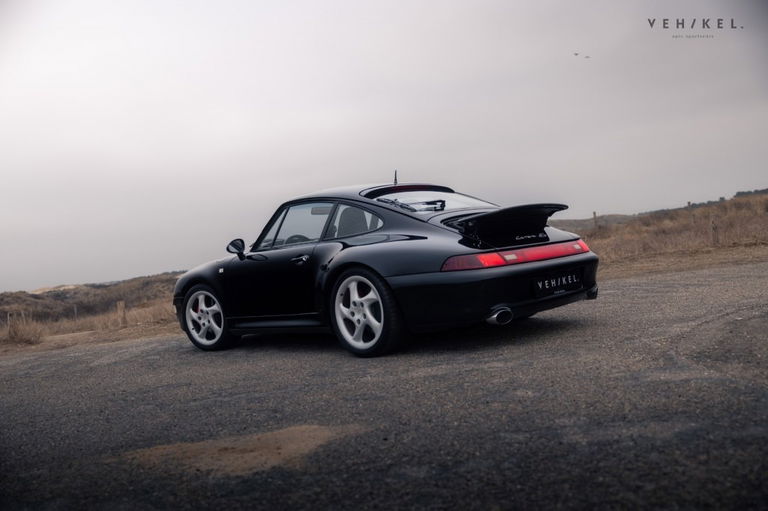 Porsche 993 Carrera 4S