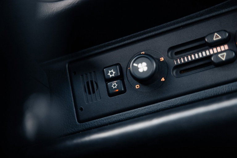 Porsche 993 Carrera 4S