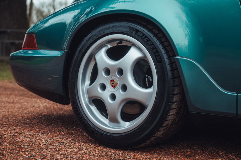 Porsche 964 Carrera 2