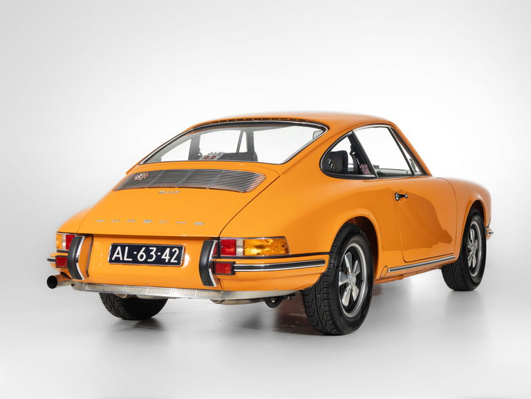 Porsche 911 T
