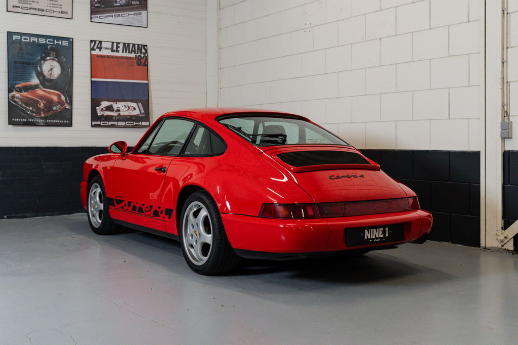 Porsche 964 Carrera 4
