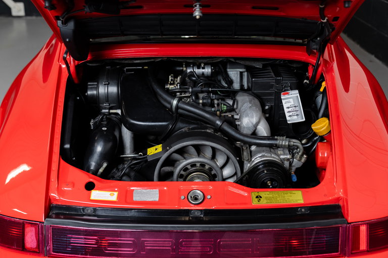 Porsche 964 Carrera 4