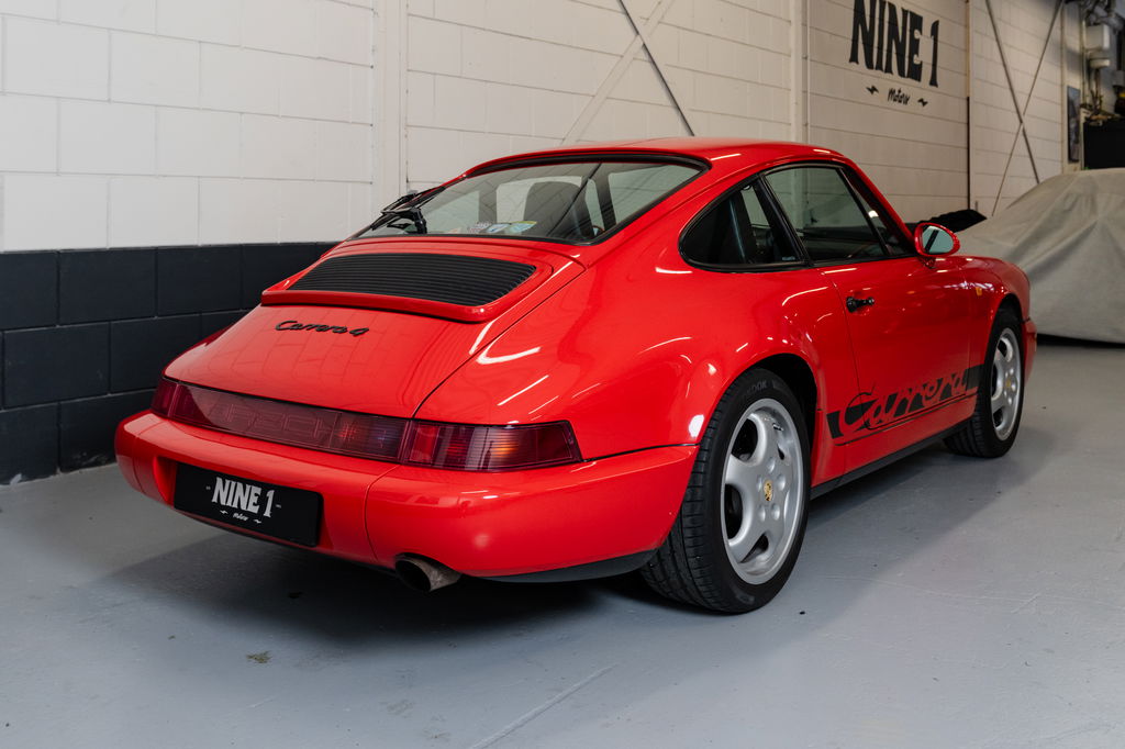 Porsche 964 Carrera 4