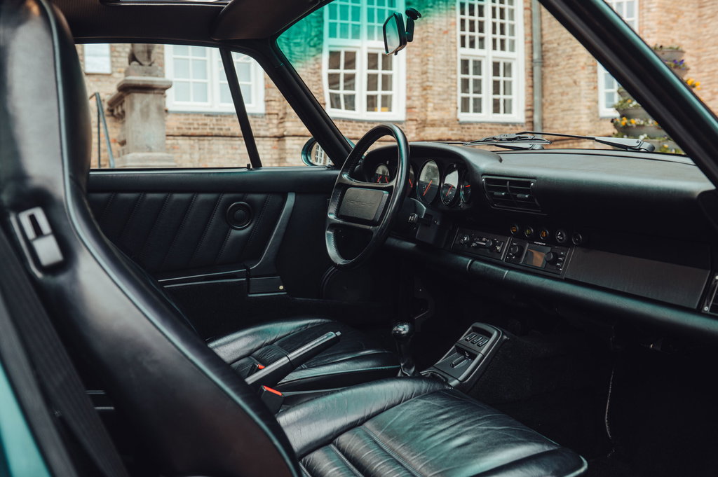 Porsche 964 Carrera 2