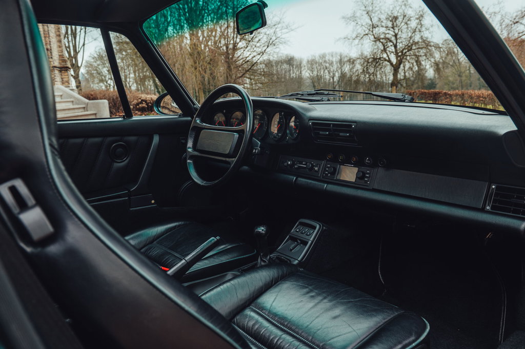 Porsche 964 Carrera 2