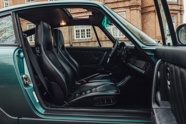 Porsche 964 Carrera 2