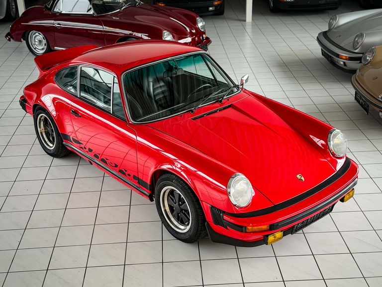 Porsche 911 Carrera 2.7