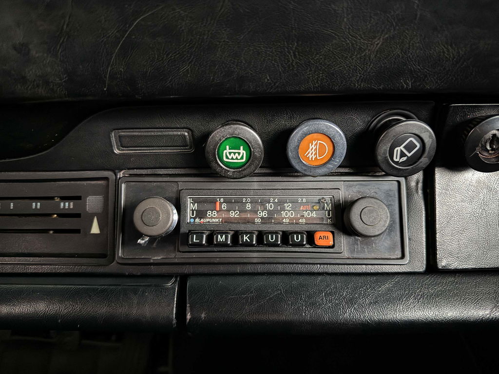 Porsche 911 Carrera 2.7