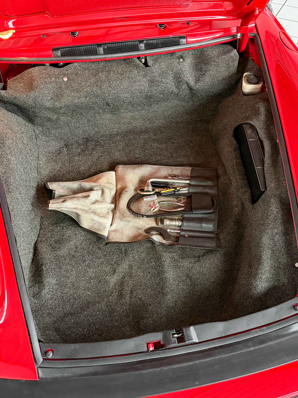 Porsche 911 Carrera 2.7