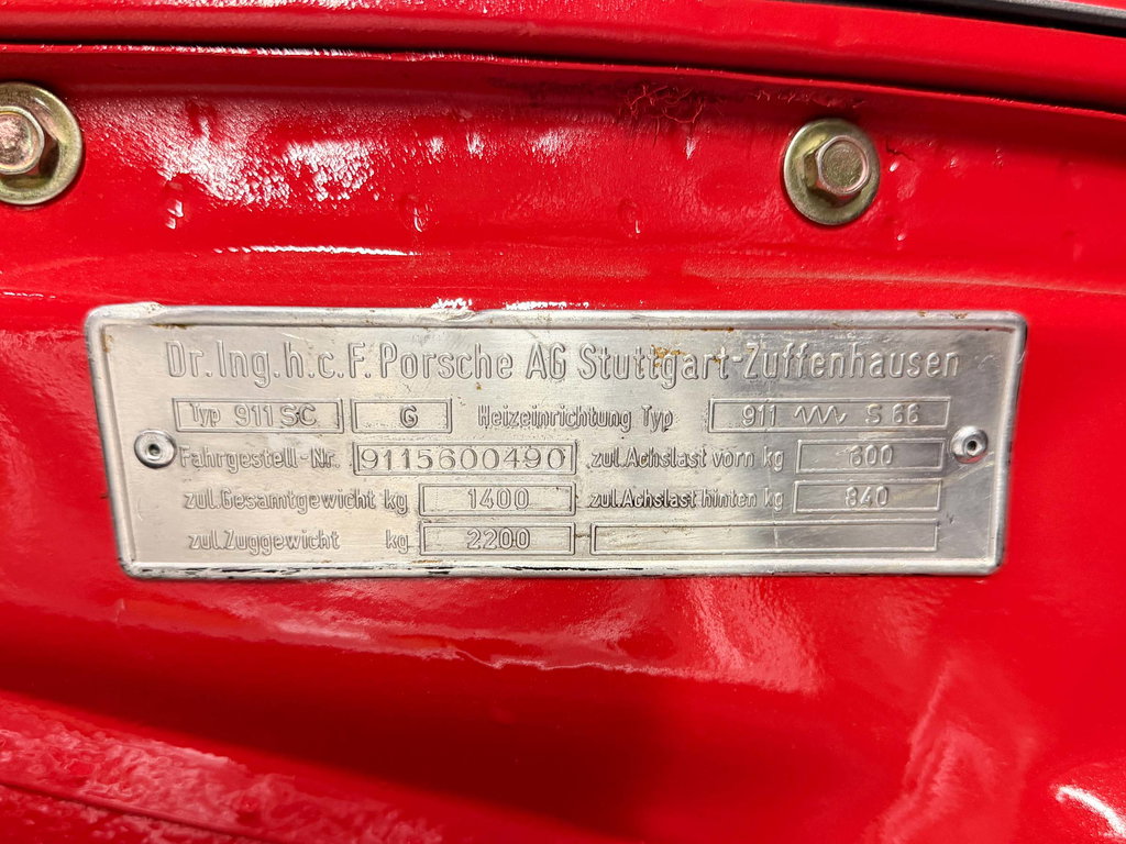Porsche 911 Carrera 2.7