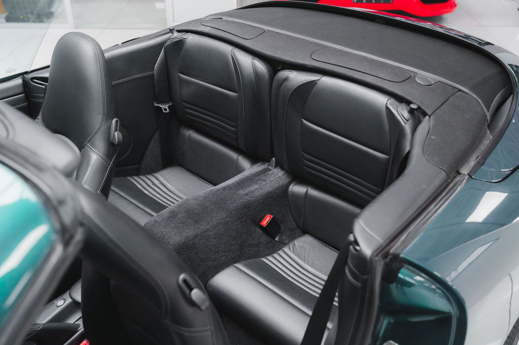 Porsche 996 Carrera 4