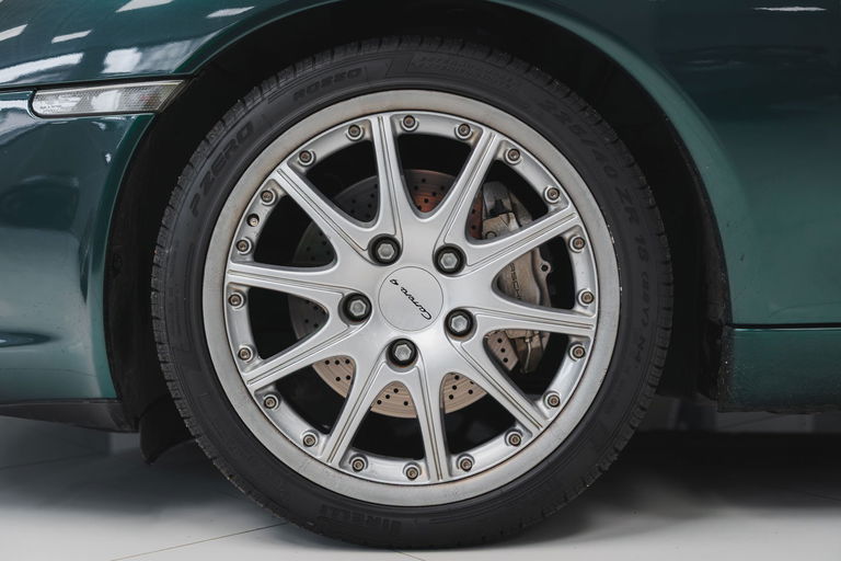 Porsche 996 Carrera 4