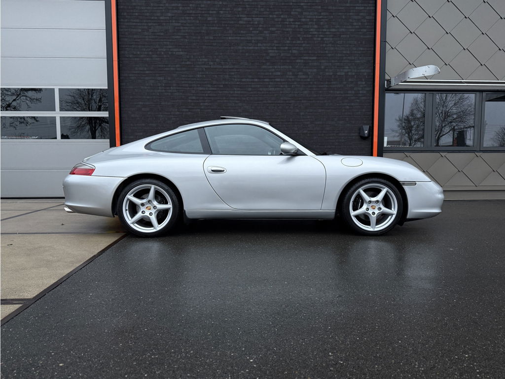 Porsche 996 Carrera