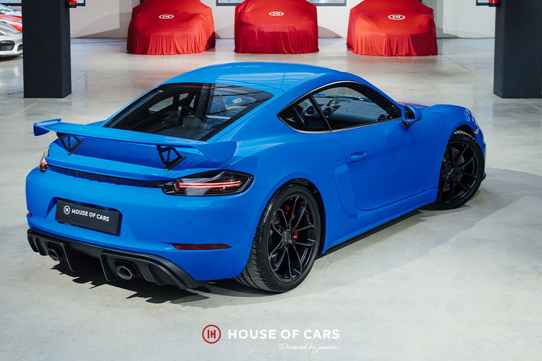 Porsche 718 Cayman GT4