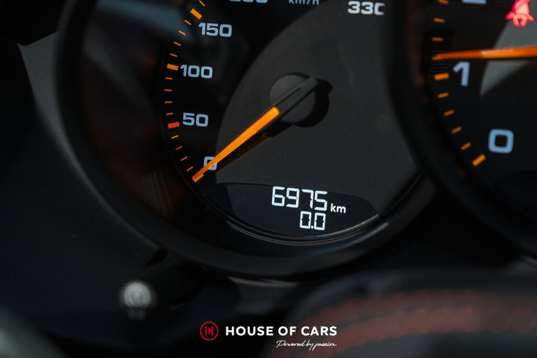 Porsche 718 Cayman GT4