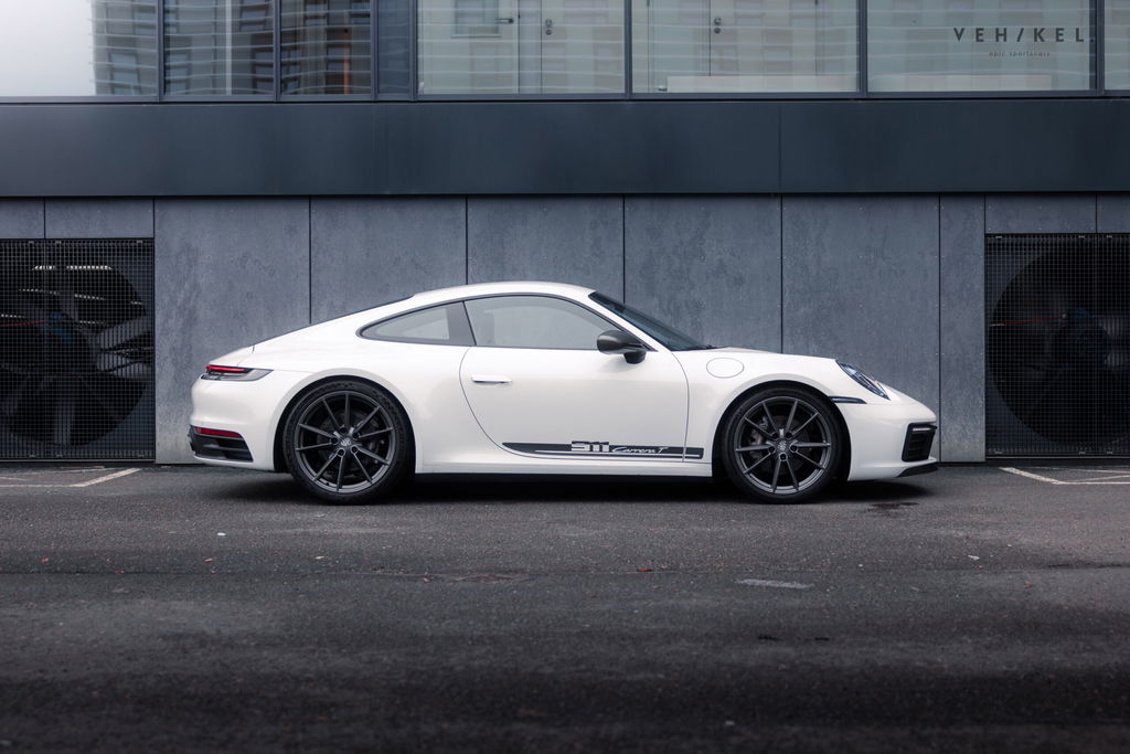 Porsche 992 Carrera T