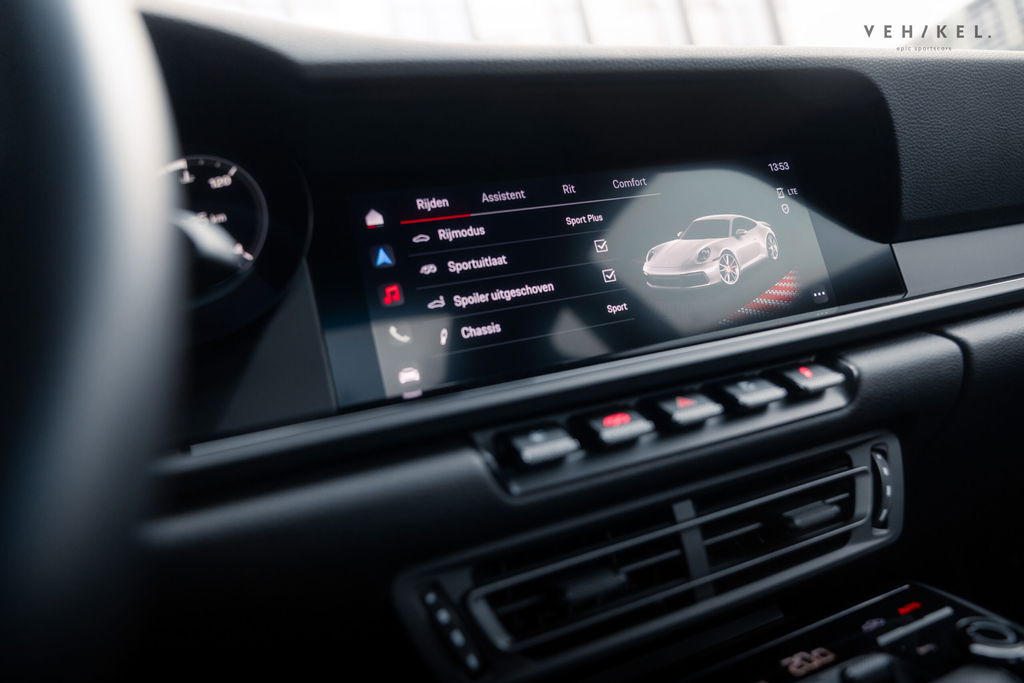 Porsche 992 Carrera T