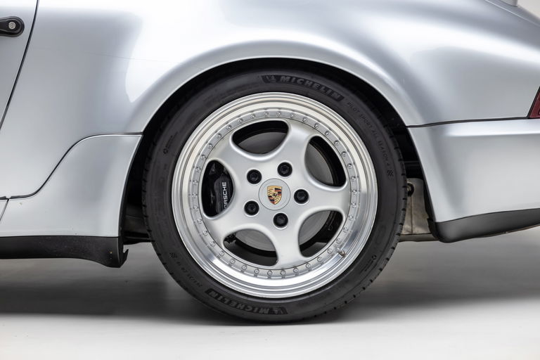 Porsche 964 Carrera 4 WTL