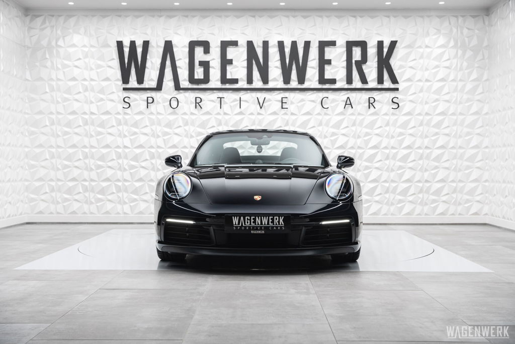 Porsche 992 Carrera 4S