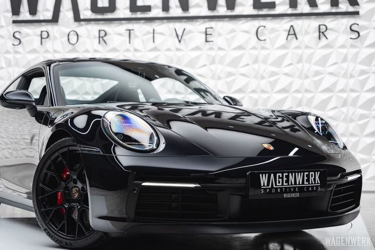 Porsche 992 Carrera 4S