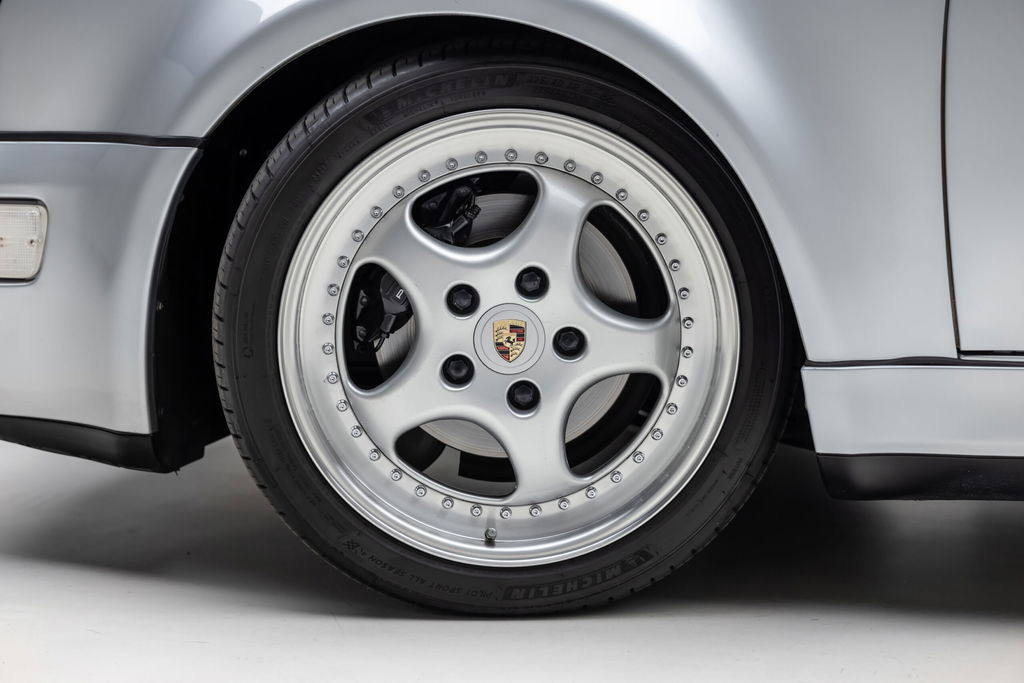 Porsche 964 Carrera 4 WTL