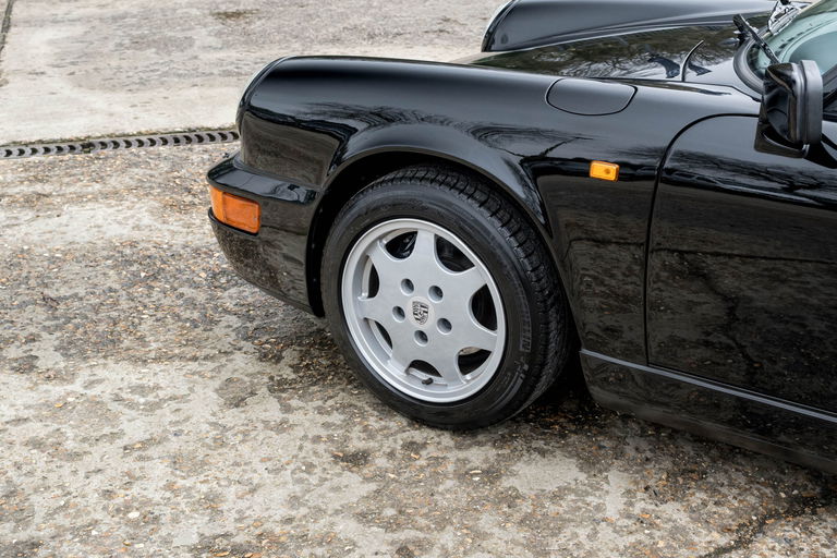 Porsche 964 Carrera 2