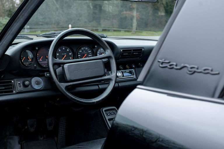 Porsche 964 Carrera 2