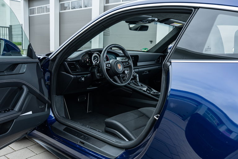 Porsche 992 GT3 Touring