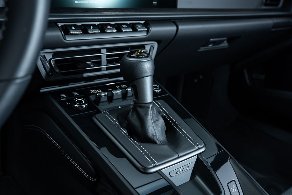 Porsche 992 GT3 Touring