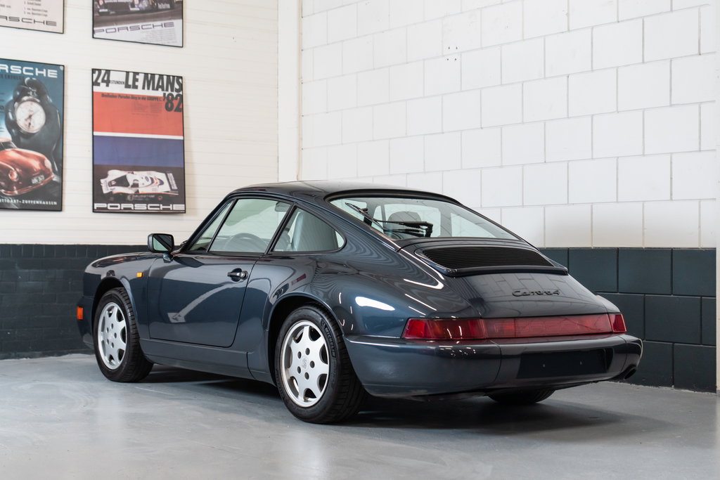 Porsche 964 Carrera 4