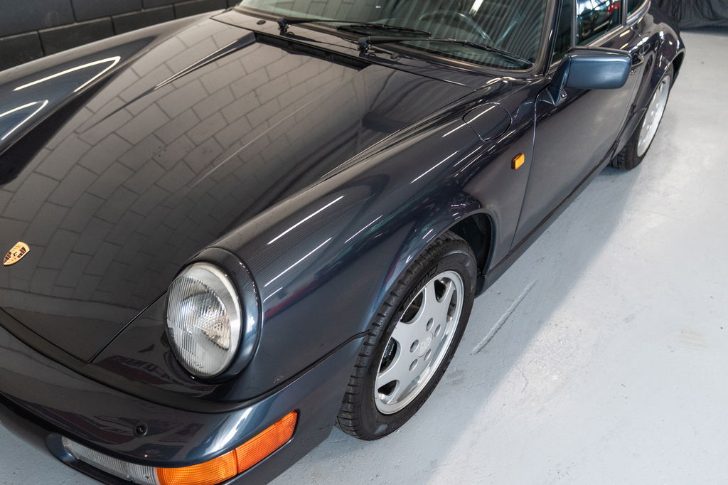 Porsche 964 Carrera 4