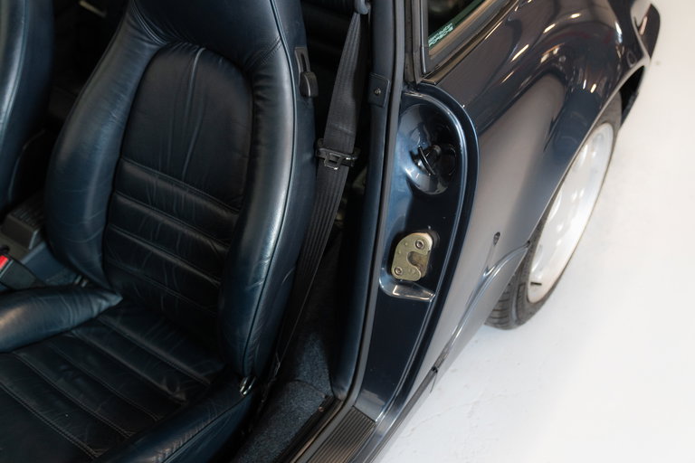 Porsche 964 Carrera 4