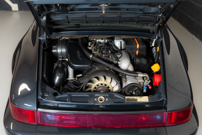 Porsche 964 Carrera 4