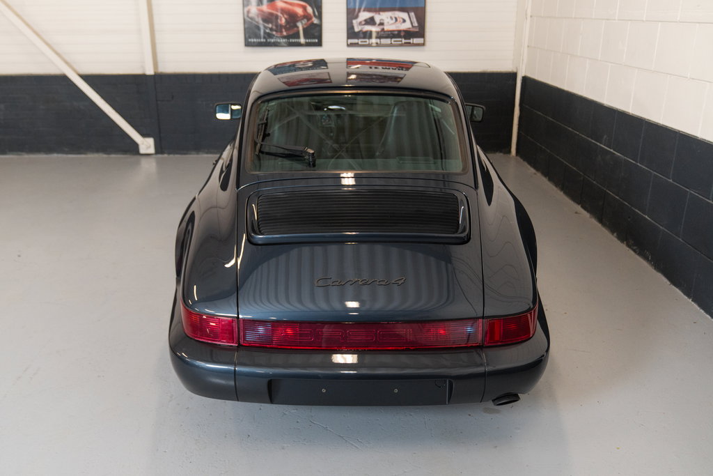 Porsche 964 Carrera 4