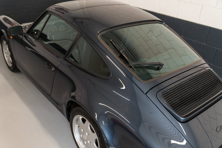 Porsche 964 Carrera 4