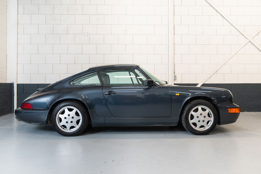 Porsche 964 Carrera 4