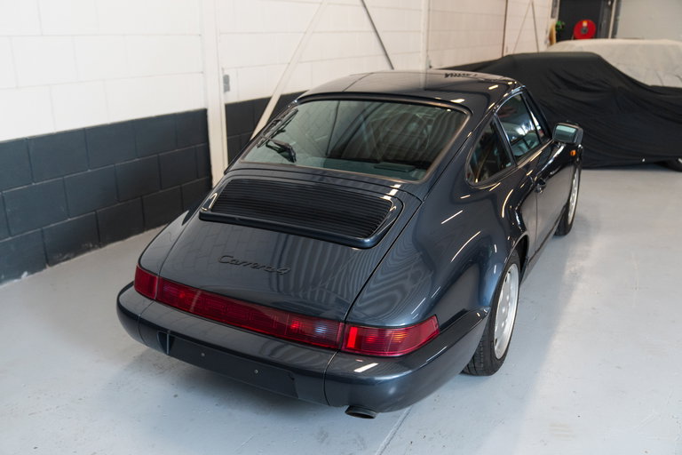 Porsche 964 Carrera 4