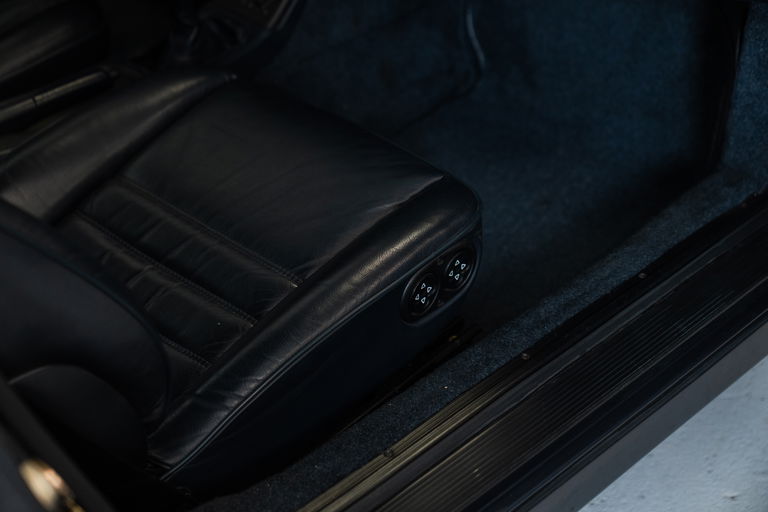 Porsche 964 Carrera 4