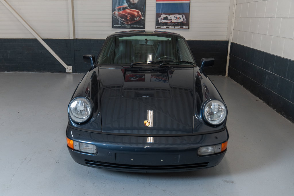 Porsche 964 Carrera 4