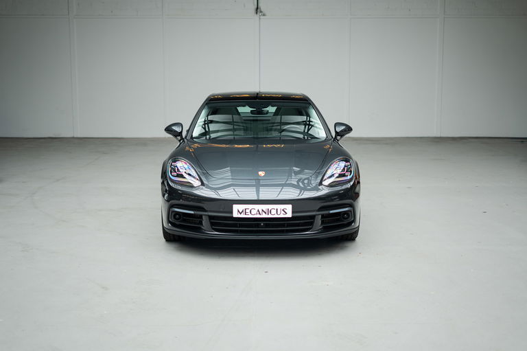 Porsche Panamera 4S Diesel