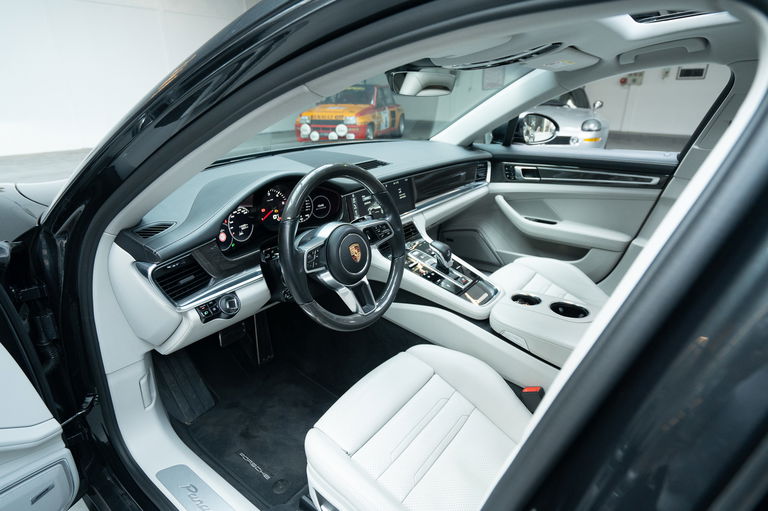 Porsche Panamera 4S Diesel