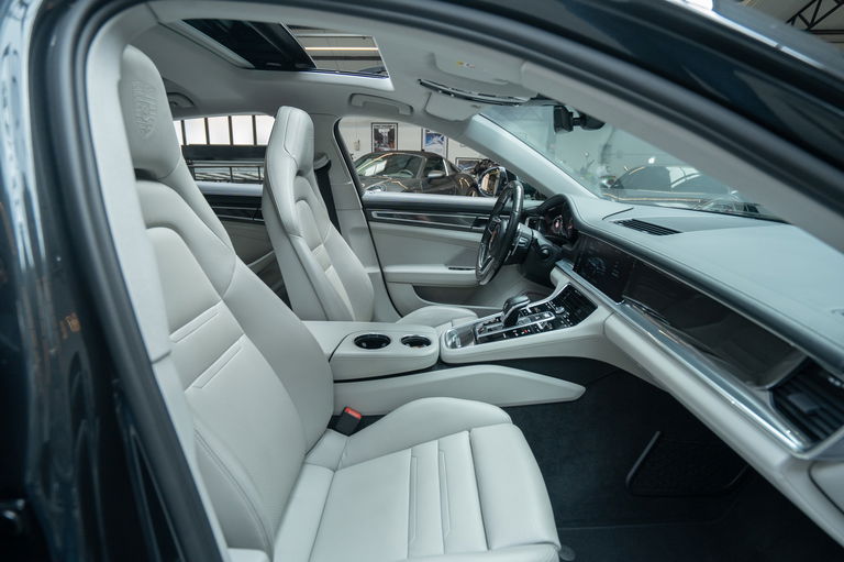 Porsche Panamera 4S Diesel