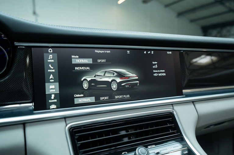 Porsche Panamera 4S Diesel