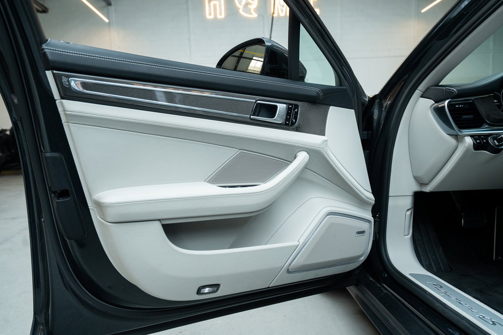 Porsche Panamera 4S Diesel