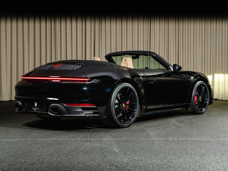 Porsche 992 Carrera 4S