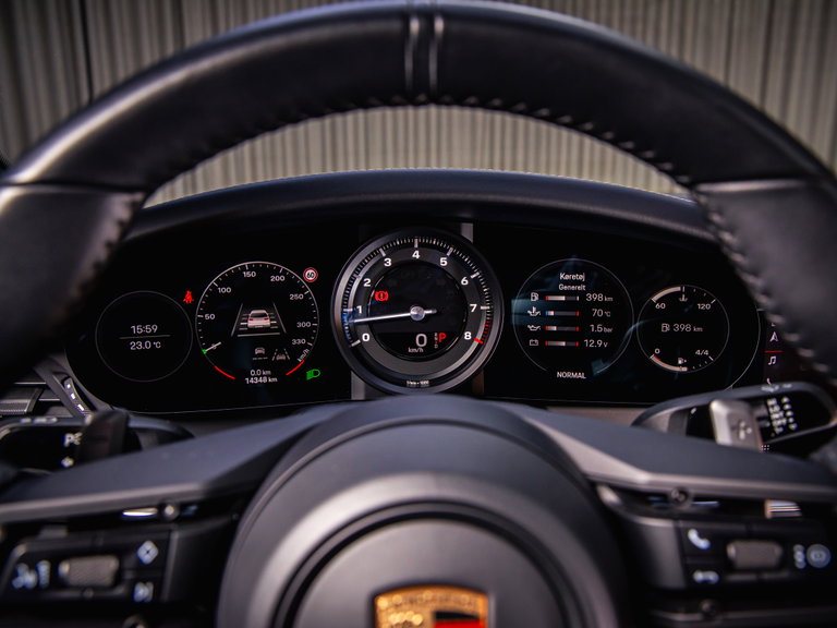 Porsche 992 Carrera 4S
